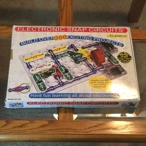 Electronic snap Circuits by Elenco